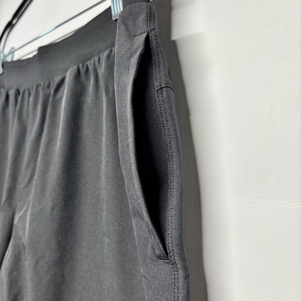 Fabletics Short NWT - image 7